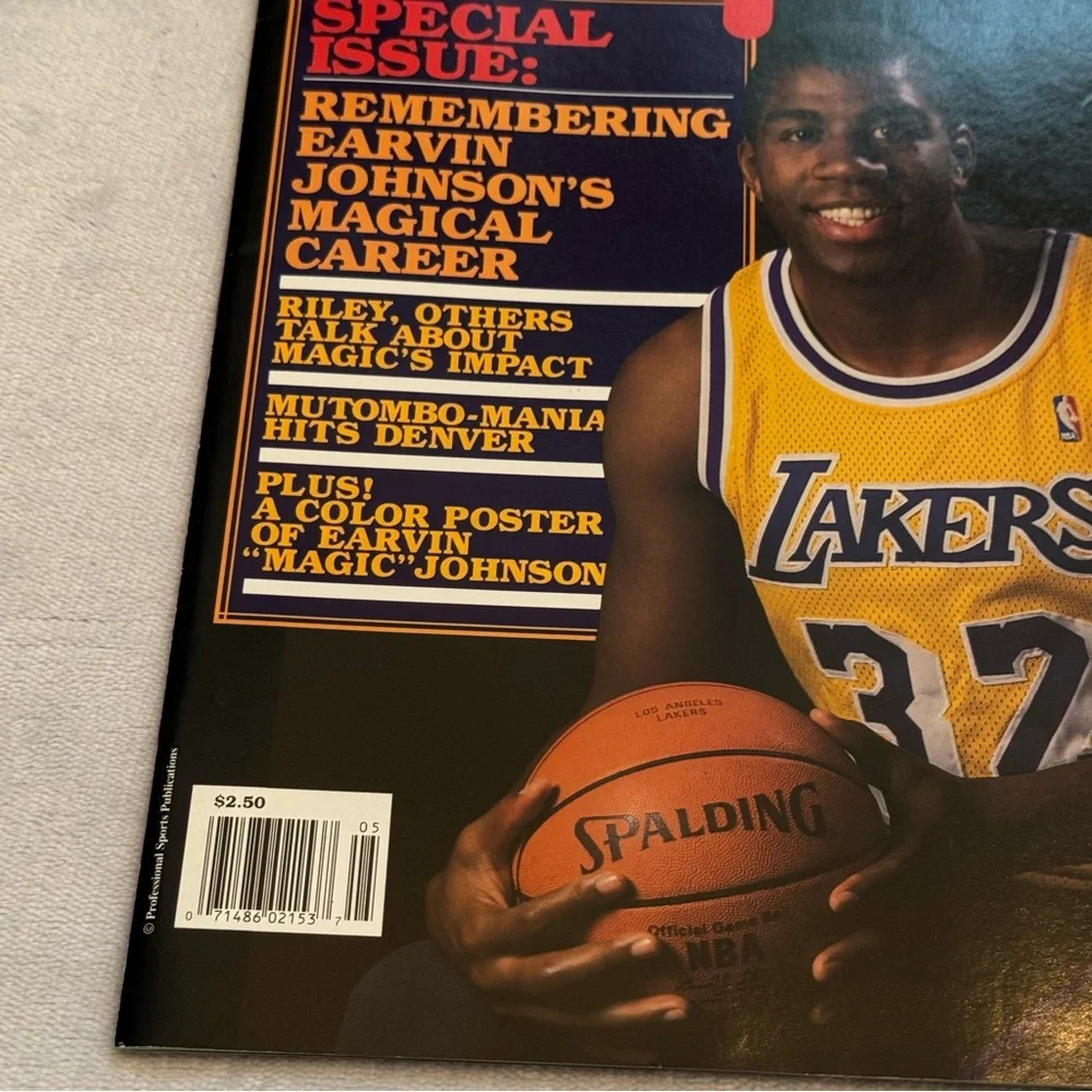 Hoop Magazine May 1992 Magic Johnson Tribute w/ Poster Lakers NBA - Picture 3 of 11